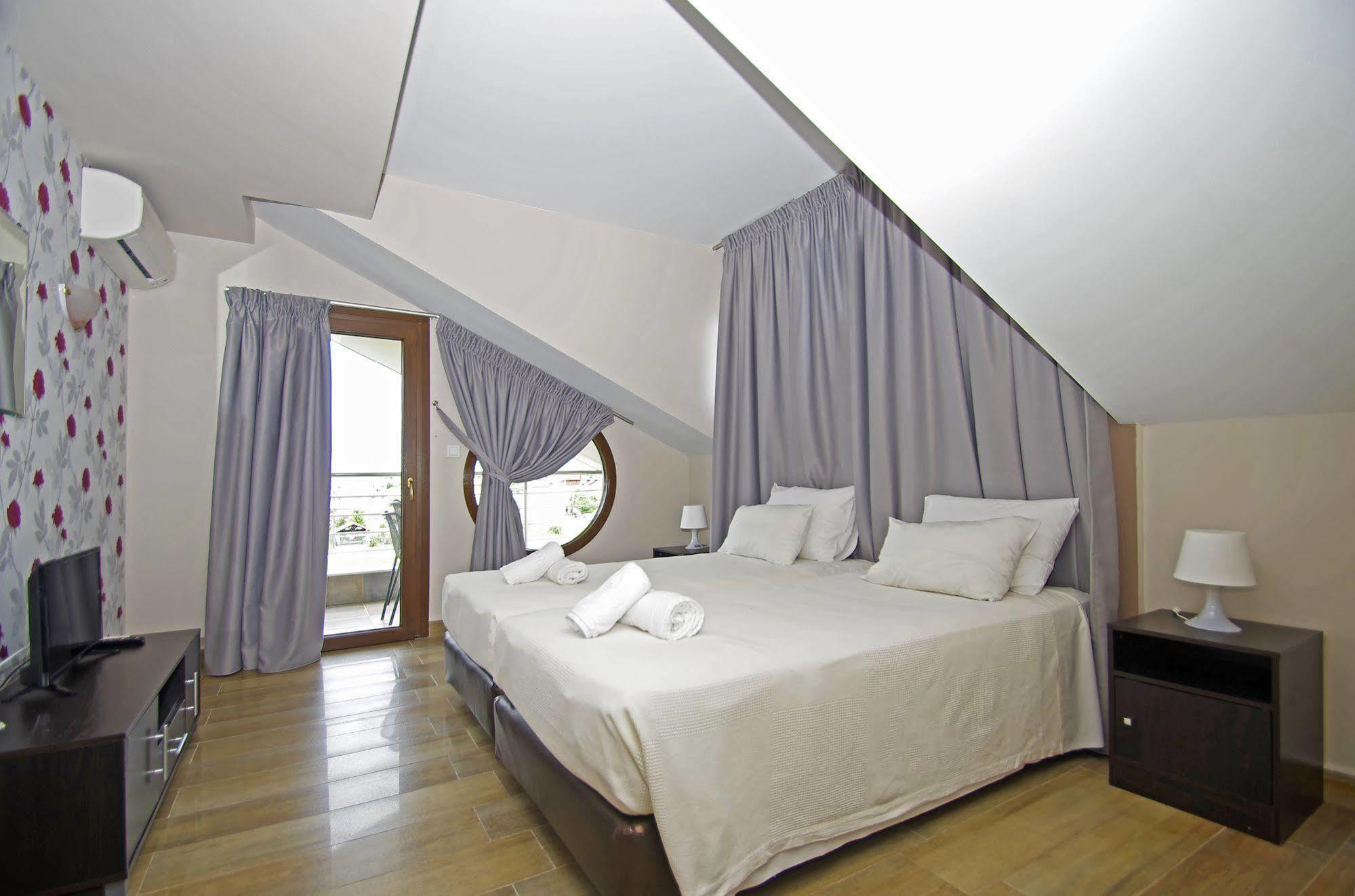 Principal New Leisure Hotel Paralía 外观 照片