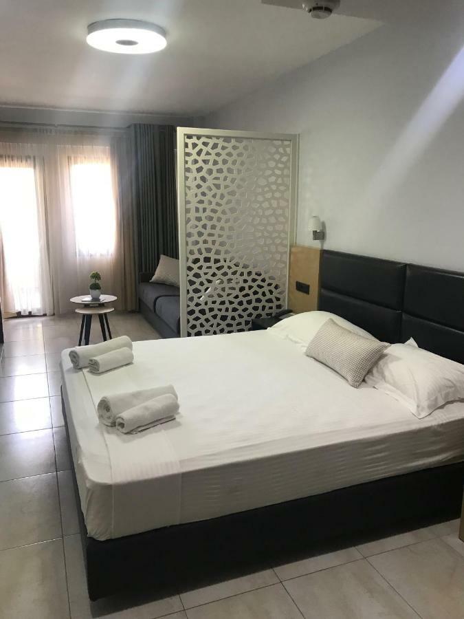 Principal New Leisure Hotel Paralía 外观 照片